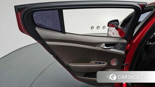 Kia Stinger id 4543123 из Кореи 17