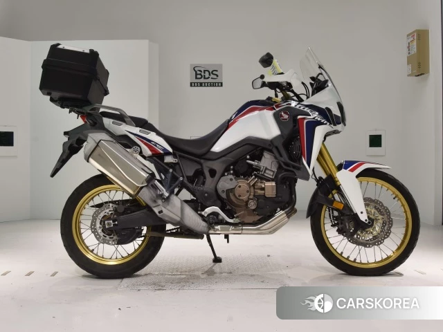 Проданный Honda CRF1000L AFRICA TWIN 2017 из Японии