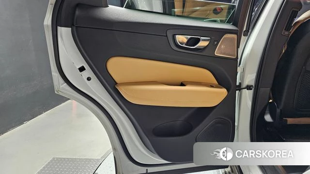 Volvo XC60 second Generation id 4632129 из Кореи 17