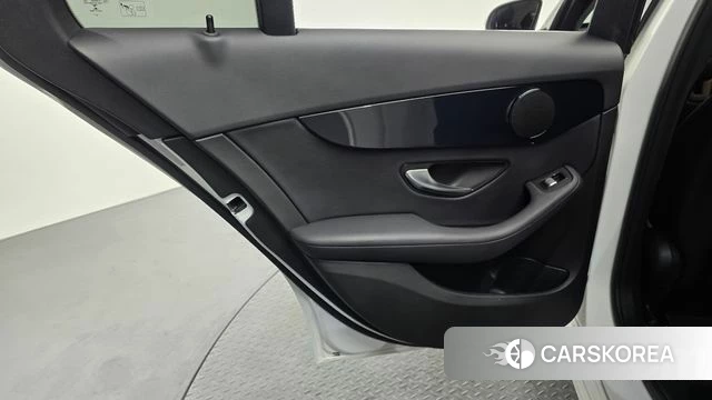 Mercedes-Benz C-Class W205 id 4581545 из Кореи 17