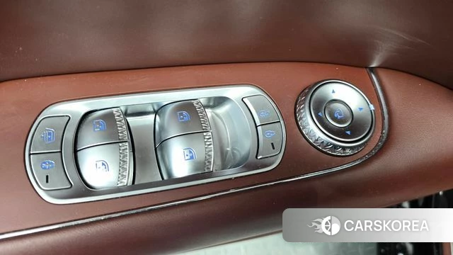Genesis G90 (RS4) id 4697076 из Кореи 17