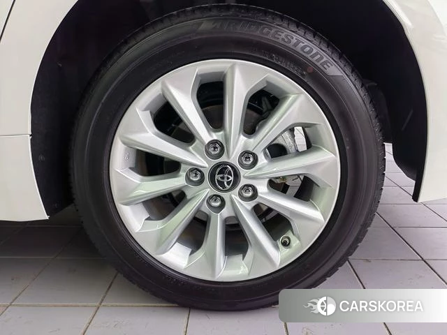 Toyota Corolla id 4328960 из Китая 17