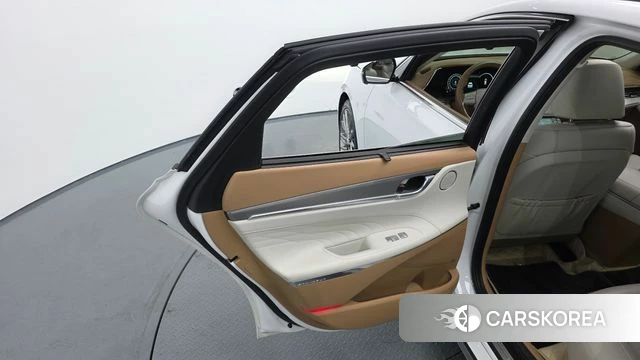 Hyundai The New Grandeur IG id 4542944 из Кореи 17