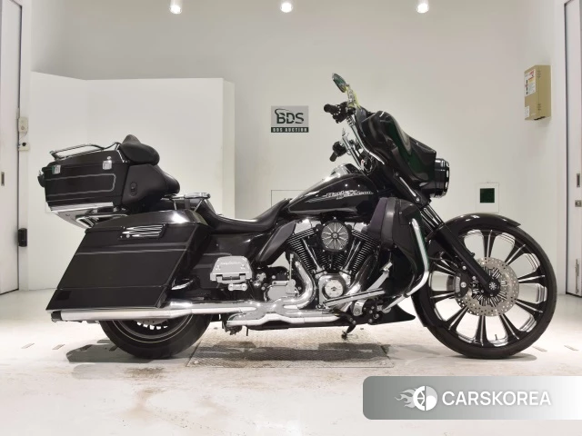 Проданный Harley-Davidson Electra Glide FLHTCU1690 2011 из Японии