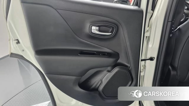 Jeep Renegade id 4549666 из Кореи 17