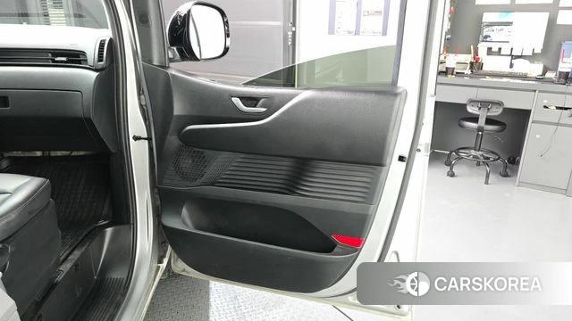 Hyundai Staria id 4561270 из Кореи 17