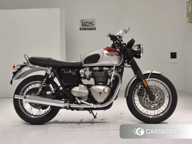 Проданный Triumph BONNEVILLE T120 2017 из Японии