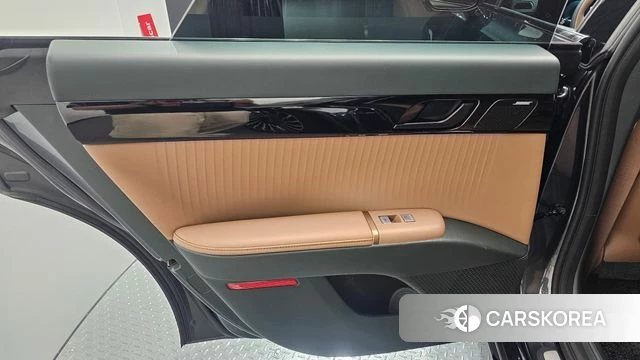 Hyundai Grandeur Hybrid (GN7) id 4715656 из Кореи 17