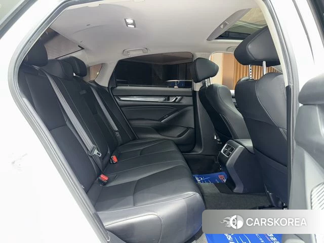 Honda Accord id 4274291 из Китая 17