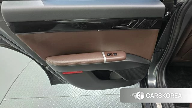Hyundai Grandeur Hybrid (GN7) id 4848042 из Кореи 17