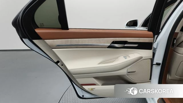 Genesis G90 id 4362550 из Кореи 17