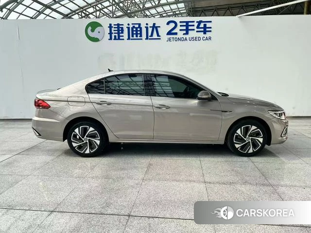 Volkswagen Bora id 4276255 из Китая 17