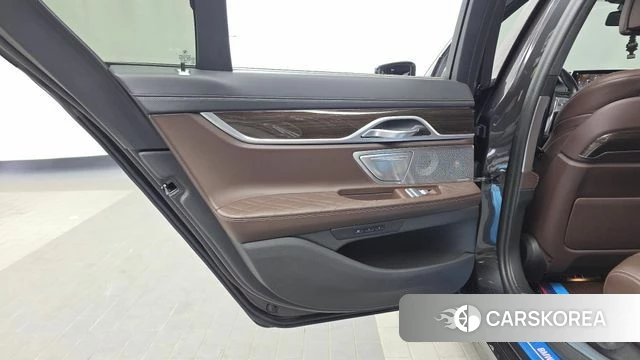 BMW 7 Series (G11) id 4917547 из Кореи 17