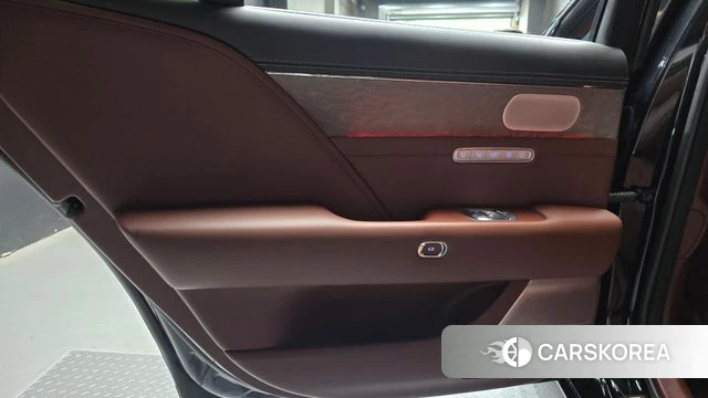 Genesis G90 (RS4) id 4382390 из Кореи 17