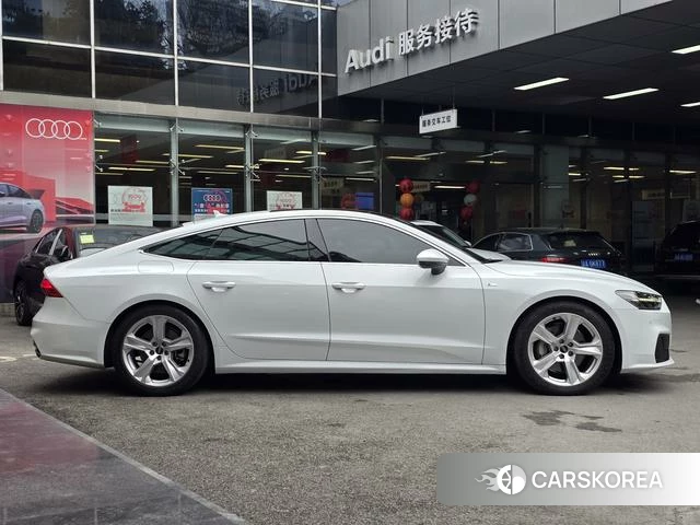 Audi A7 id 4260349 из Китая 17