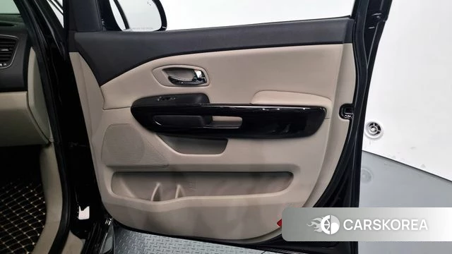 Kia The New Carnival id 4310316 из Кореи 17