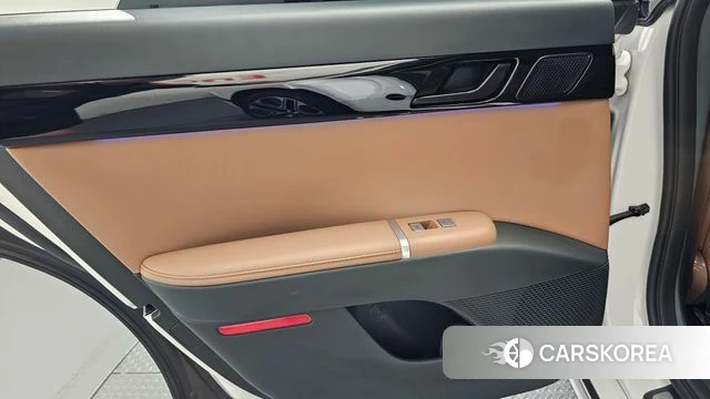 Hyundai Grandeur (GN7) id 4862862 из Кореи 17