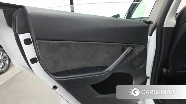 Tesla Model Y id 4710836 из Кореи 17