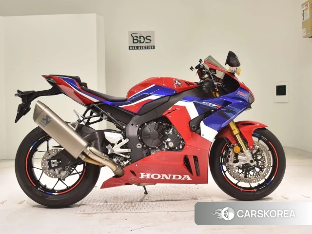 Проданный Honda CBR1000RR-R FIREBLADE SP id 4133045 из Японии