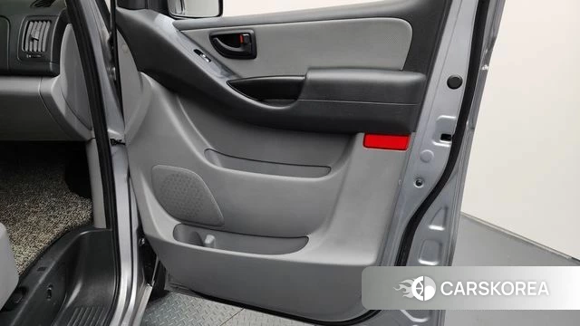Hyundai The New Grand Starex id 4389527 из Кореи 17