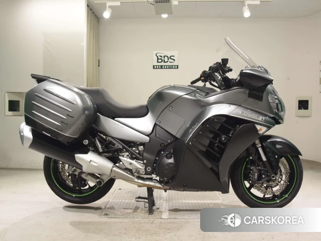 Проданный Kawasaki 1400GTR 2015 из Японии