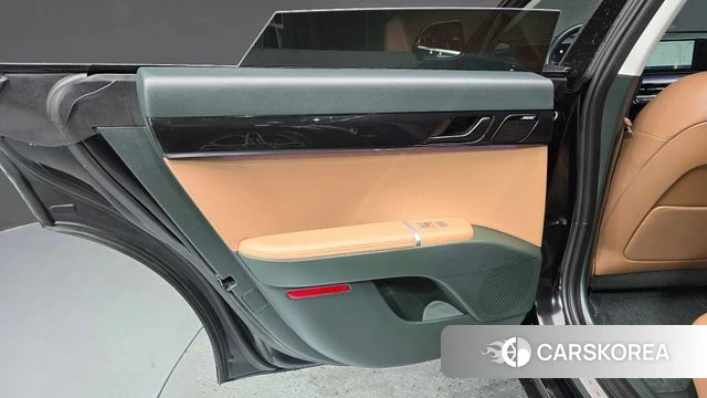 Hyundai Grandeur Hybrid (GN7) id 4223403 из Кореи 17