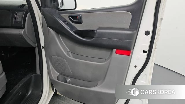 Hyundai The New Grand Starex id 4285532 из Кореи 17