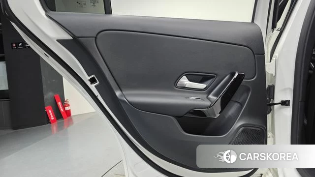 Mercedes-Benz A-Class W177 id 4759702 из Кореи 17