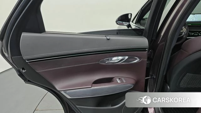 Genesis GV70 id 4202311 из Кореи 17