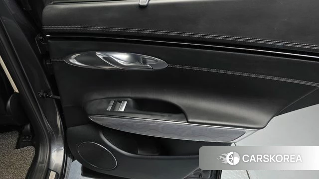 Genesis GV70 id 4283912 из Кореи 17