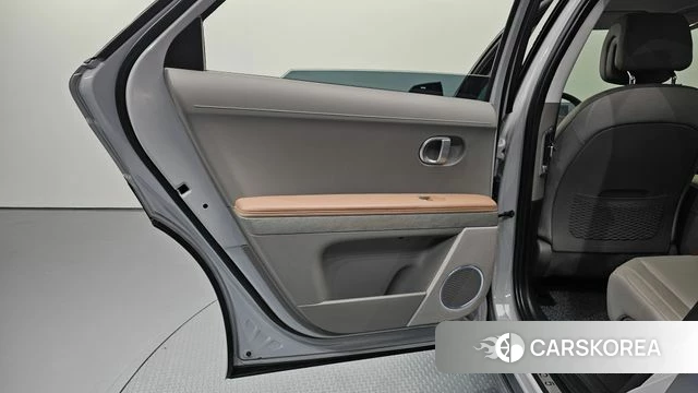 Hyundai Ionic 5 id 4880920 из Кореи 17