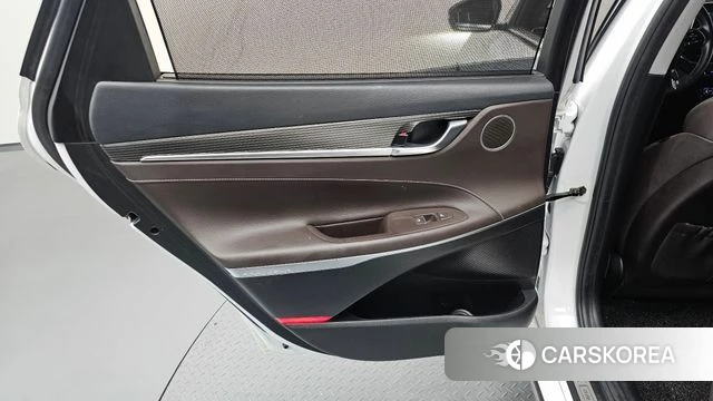 Hyundai Grandeur IG id 4203900 из Кореи 17