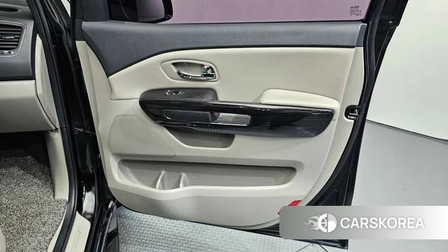Kia The New Carnival id 4502269 из Кореи 17