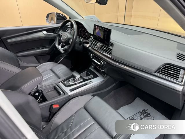 Audi Q5L Sportback id 4261588 из Китая 17