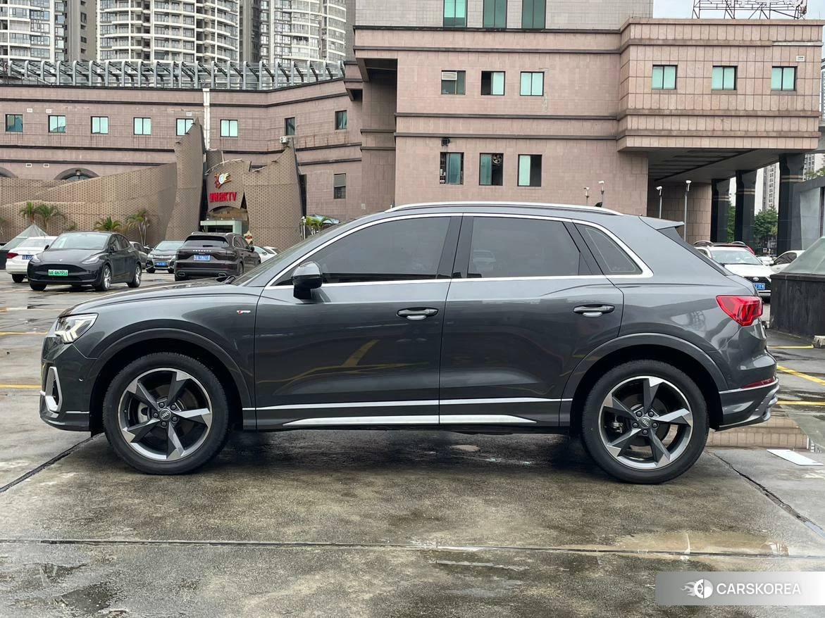 Audi Q3 id 4426838 из Китая 17