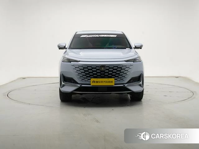 Chang'an UNI-K id 4393996 из Китая 17
