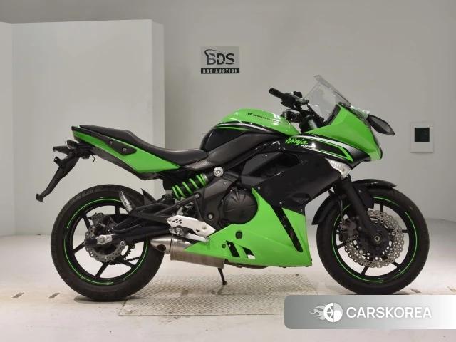 Проданный Kawasaki NINJA 400R 2012 из Японии, фото 2
