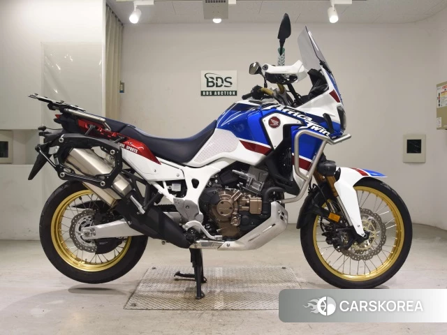 Проданный Honda CRF1000L AFRICA TWIN 2018 из Японии