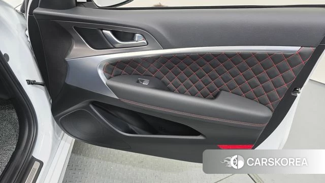 Genesis The New G70 id 4248992 из Кореи 17