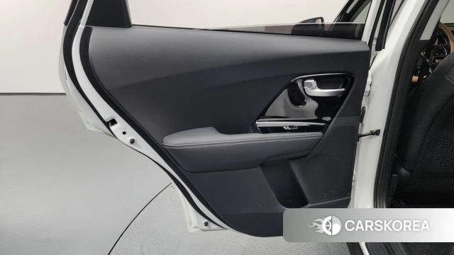 Kia The New Niro id 4625494 из Кореи 17