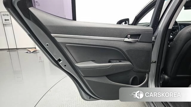 Hyundai The New Avante AD id 4620488 из Кореи 17