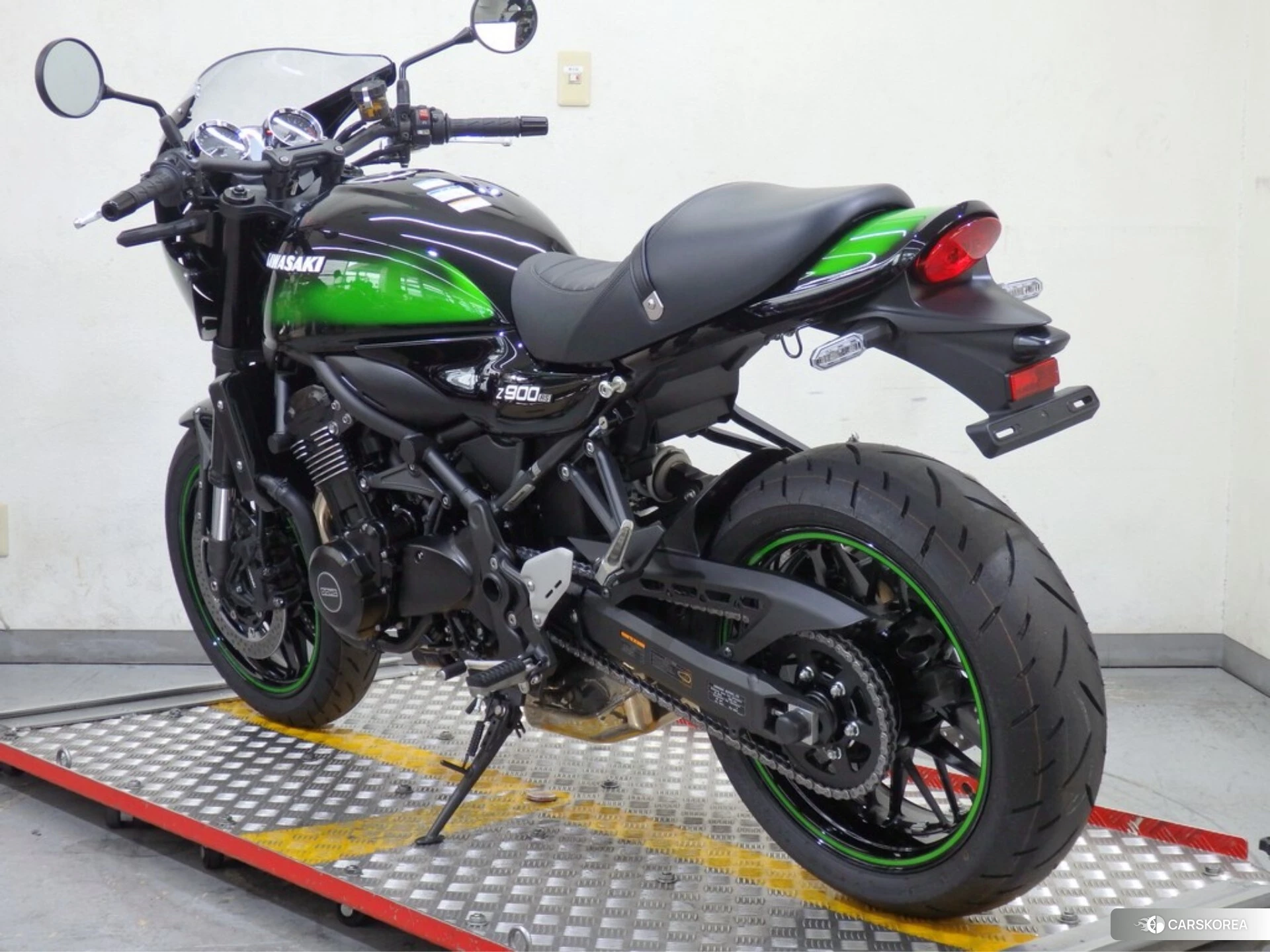 Kawasaki Z900RS CAFE id 4380177 из Японии 17