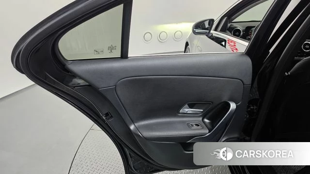 Mercedes-Benz A-Class W177 id 4872931 из Кореи 17