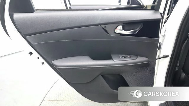 Kia Come New K3 id 4647707 из Кореи 17