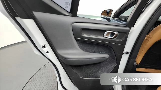 Volvo XC40 id 4224827 из Кореи 17