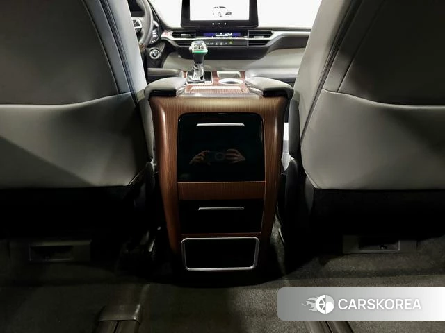 Toyota Grevia id 3889862 из Китая 17