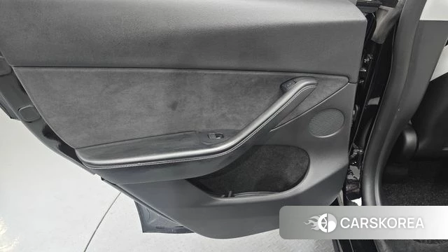 Tesla Model Y id 4854193 из Кореи 17