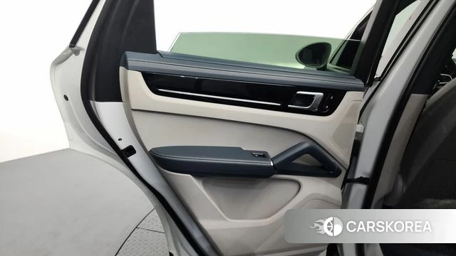 Porsche Cayenne (PO536) id 4196276 из Кореи 17