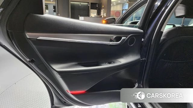 Hyundai The New Grandeur IG id 4324025 из Кореи 17