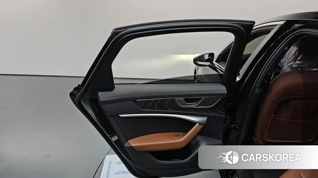 Audi A6 (C8) id 4470589 из Кореи 17